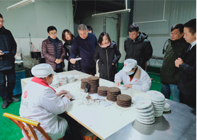 世界知識(shí)產(chǎn)權(quán)組織和國家知識(shí)產(chǎn)權(quán)局調(diào)研湖南湘豐桑植白茶有限公司